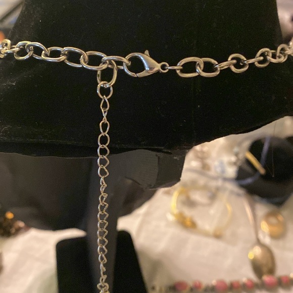 Beautiful Rhinestone Statement Necklace - Picture 3 of 3